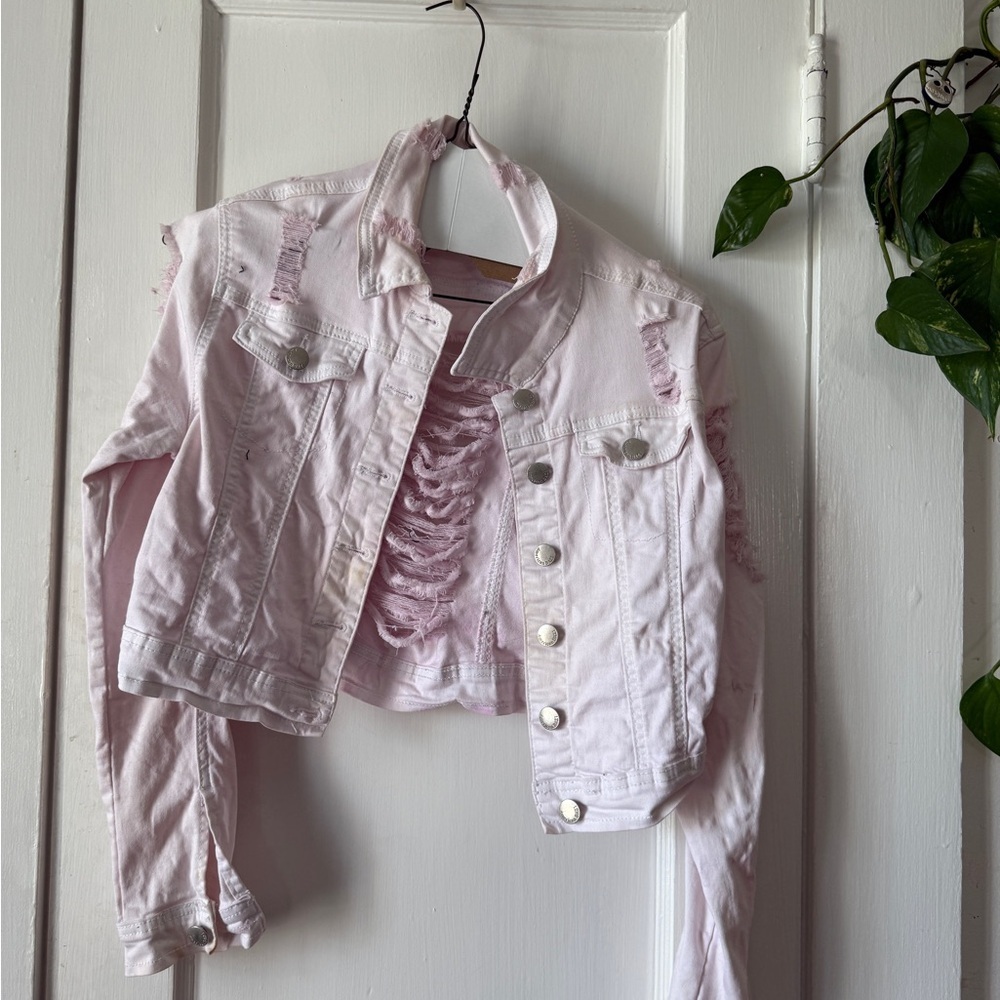Light Pink Distressed Denim Jacket - Women's Cropped size medium